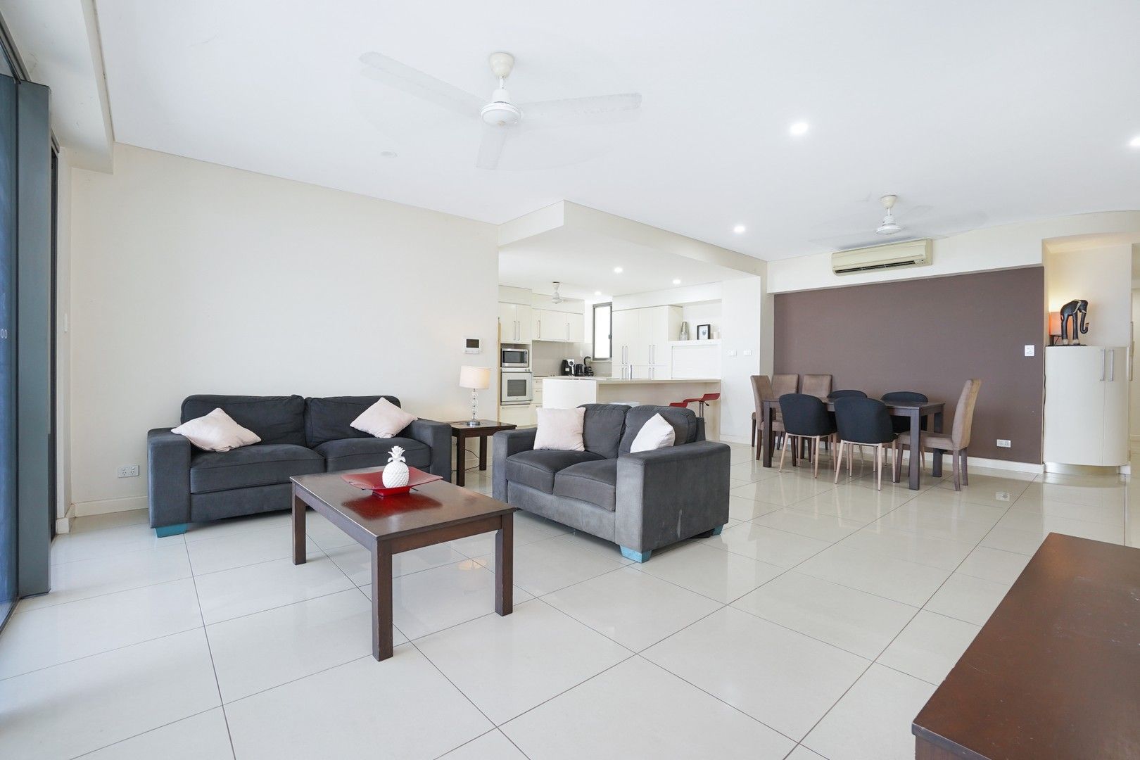3 bedrooms Apartment / Unit / Flat in 18/13 Esplanade DARWIN CITY NT, 0800