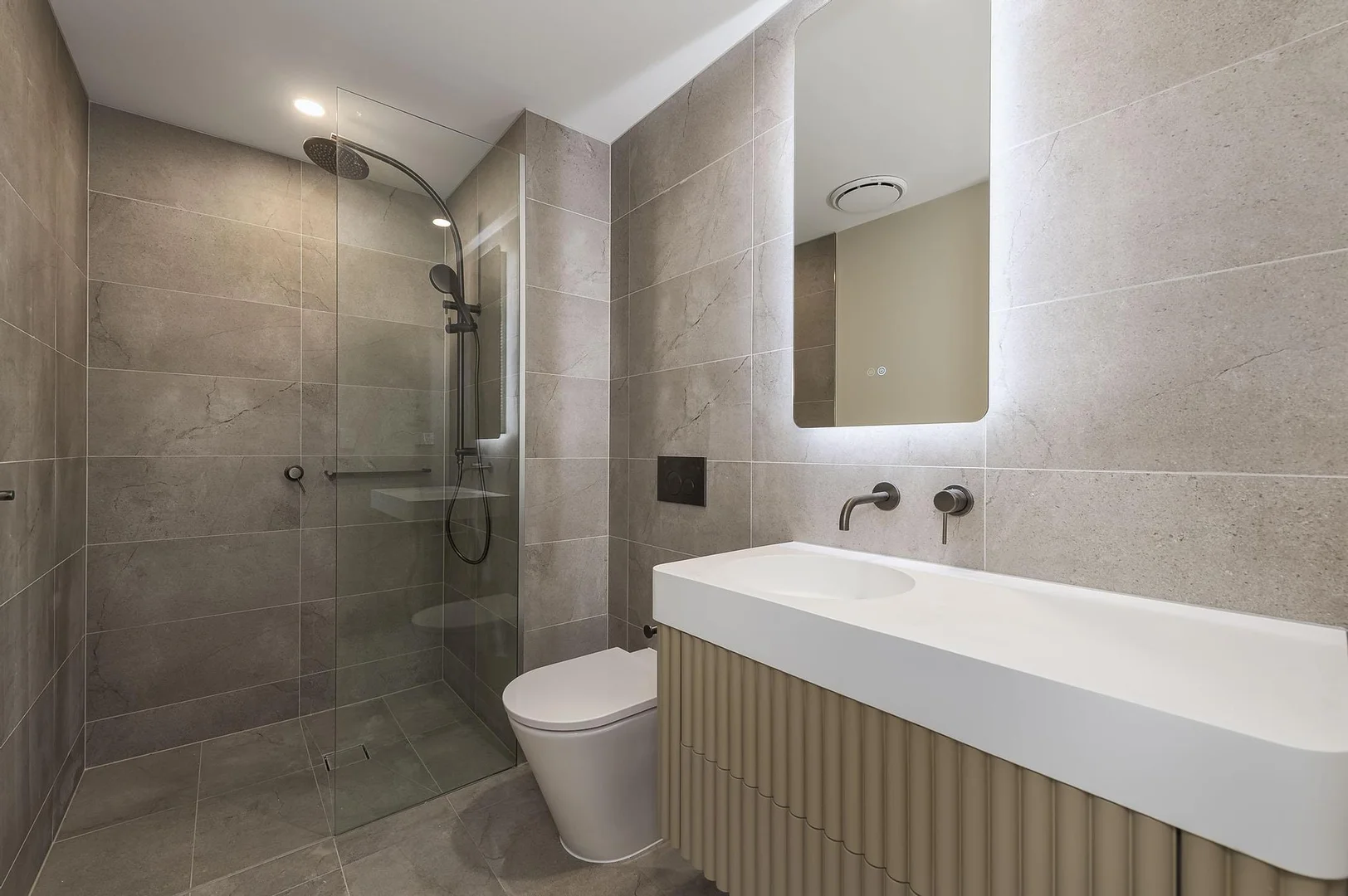 Additional image 9 of 2810/10-12 Sickle Avenue, Hope Island QLD 4212