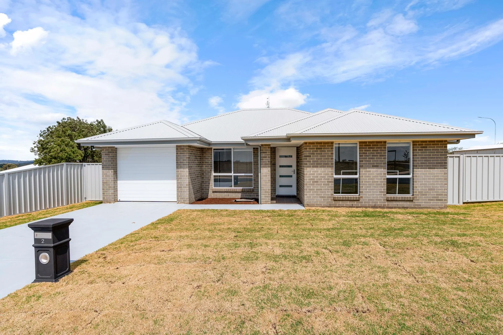 Primary image of 2 Becker St, Temora NSW 2666