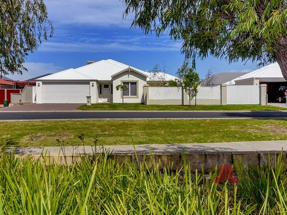 4 Chrysoberyl Views, Australind WA 6233