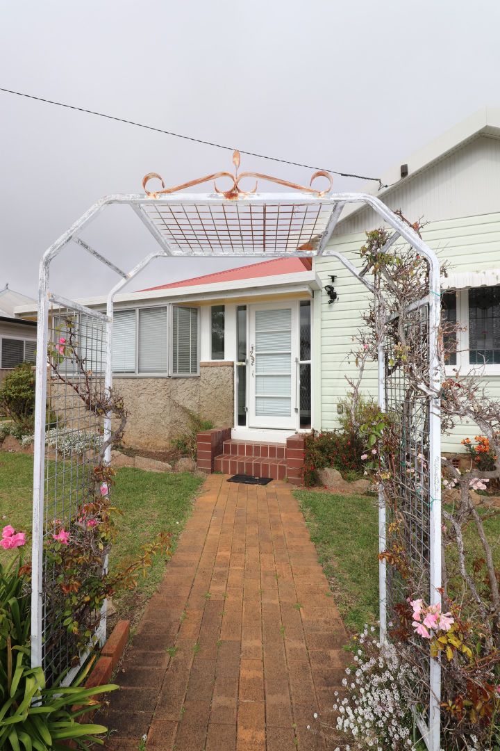 29 Margaret, Glen Innes NSW 2370, Image 2