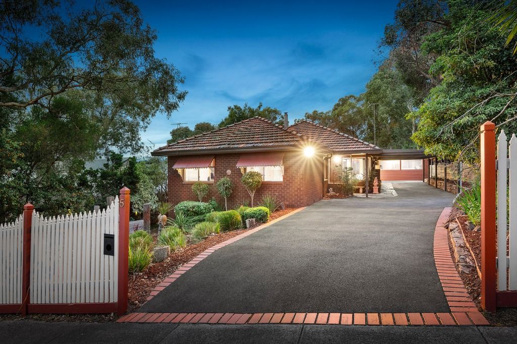 5 Guymer Court, Montmorency VIC 3094, Image 1