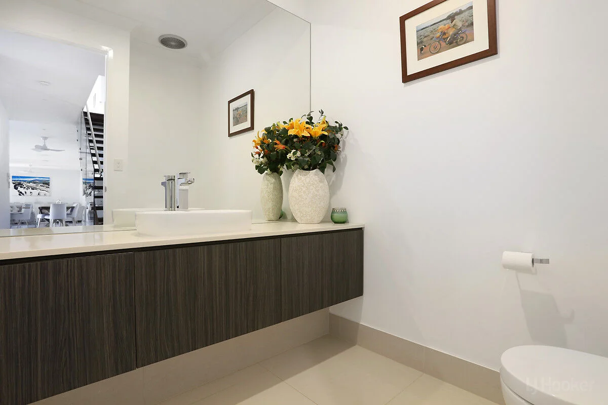 Additional image 30 of 1/9 Nankeen Avenue, Paradise Point QLD 4216