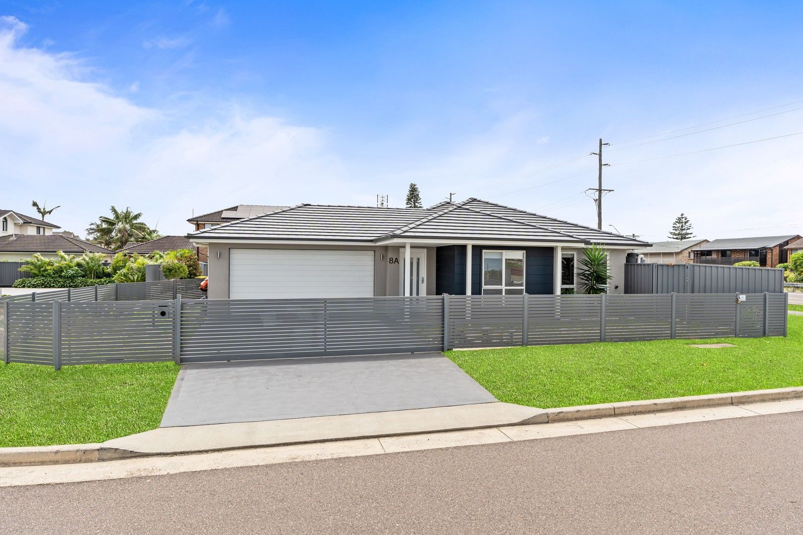 3 bedrooms House in 8a Yellawa Close THE ENTRANCE NORTH NSW, 2261