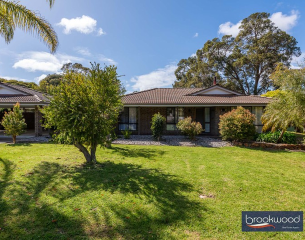 5 Yilgarn Street, Mundaring WA 6073