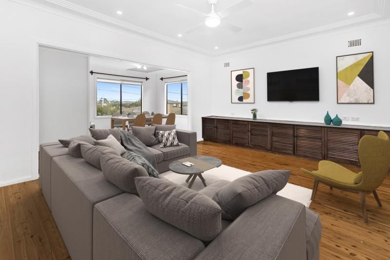 3 bedrooms House in 91 Warringah Road NARRAWEENA NSW, 2099