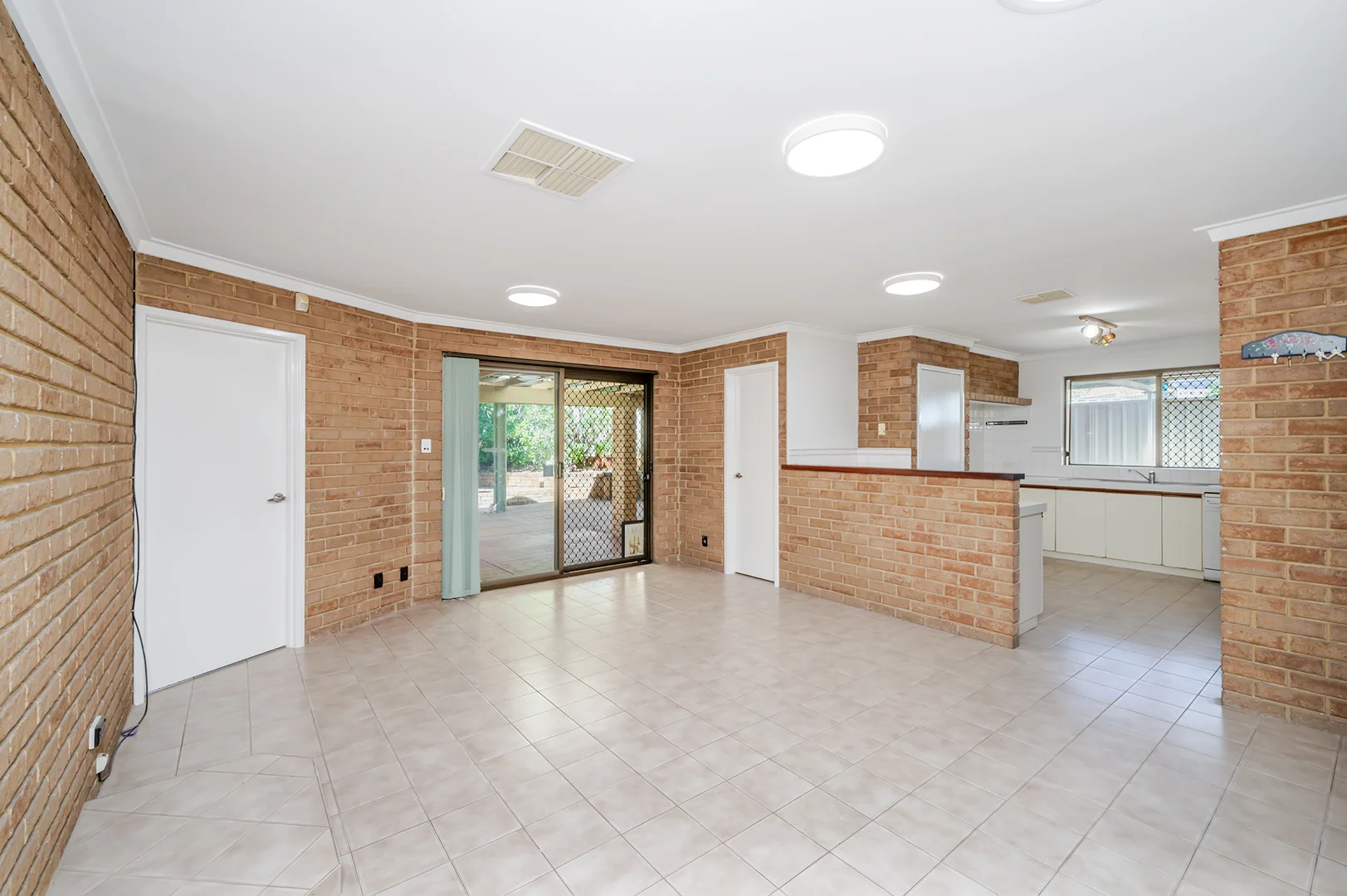 Additional image 13 of 8 POOLE PLACE, Bateman WA 6150