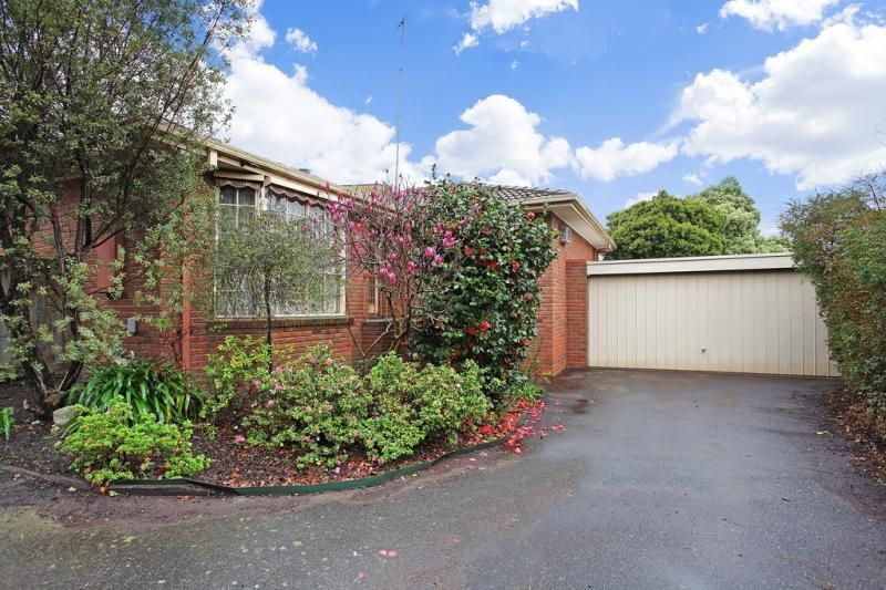 2/2 Stoda Street, HEATHMONT VIC 3135, Image 0