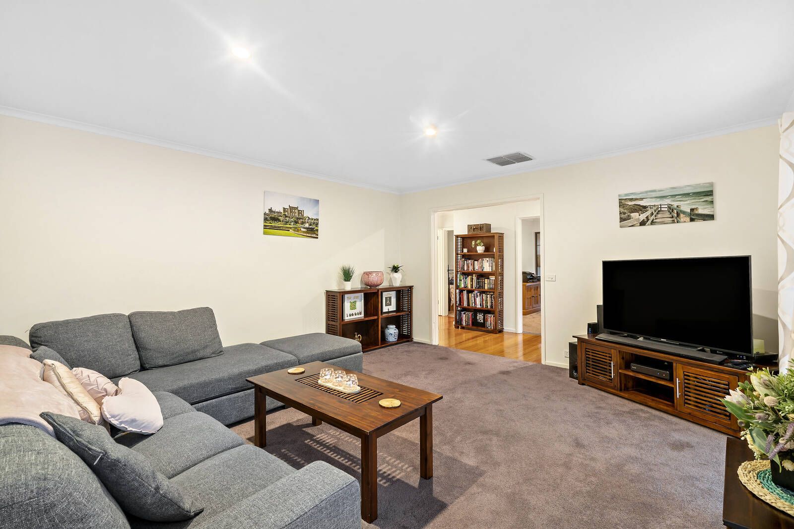 29 Kinsale Street, Seaford VIC 3198, Image 2