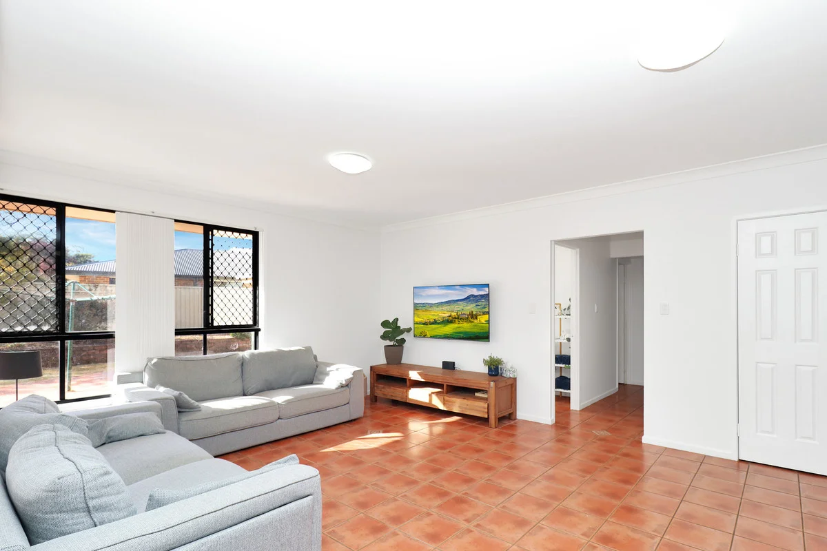 Additional image 13 of 24 Fairway Crescent, Stanthorpe QLD 4380