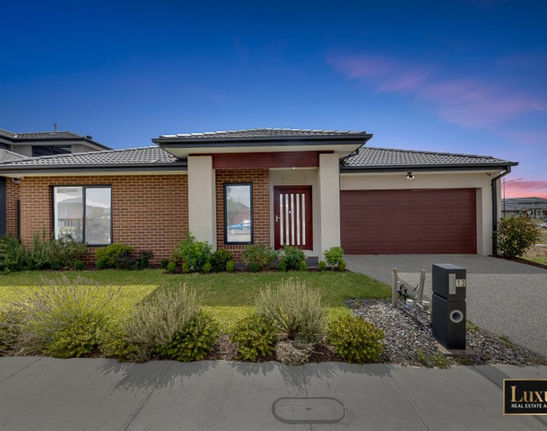 13 Warrigal Drive, Aintree VIC 3336