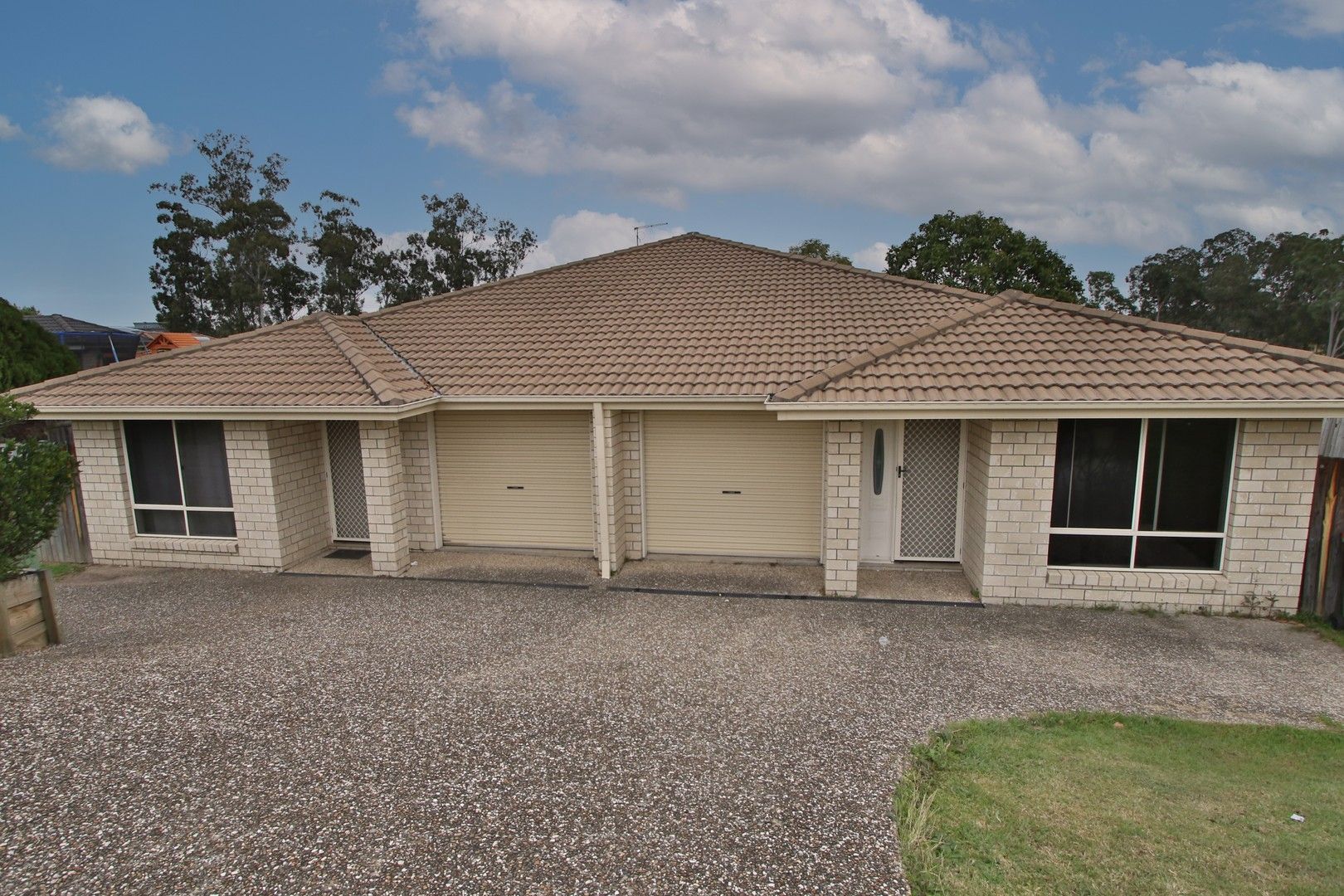 8 bedrooms Duplex in 11 Tone Drive COLLINGWOOD PARK QLD, 4301