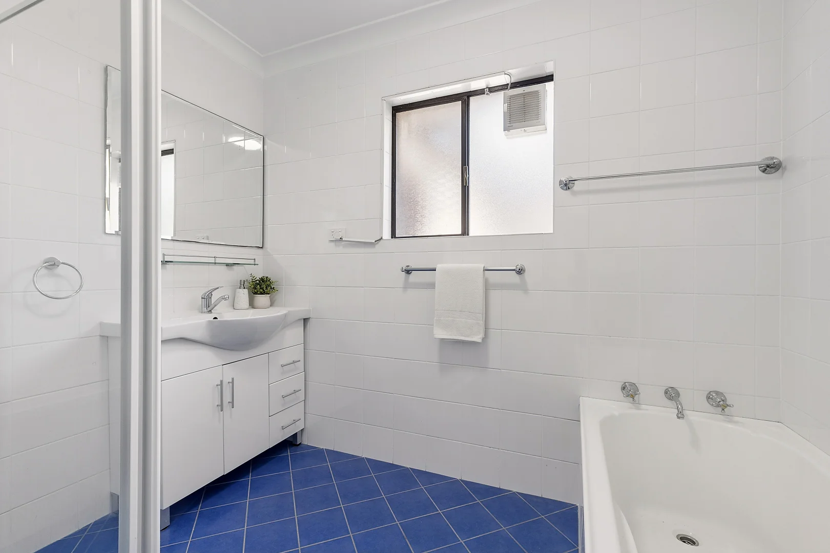 Additional image 12 of 9/13 Barsbys Avenue, Allawah NSW 2218