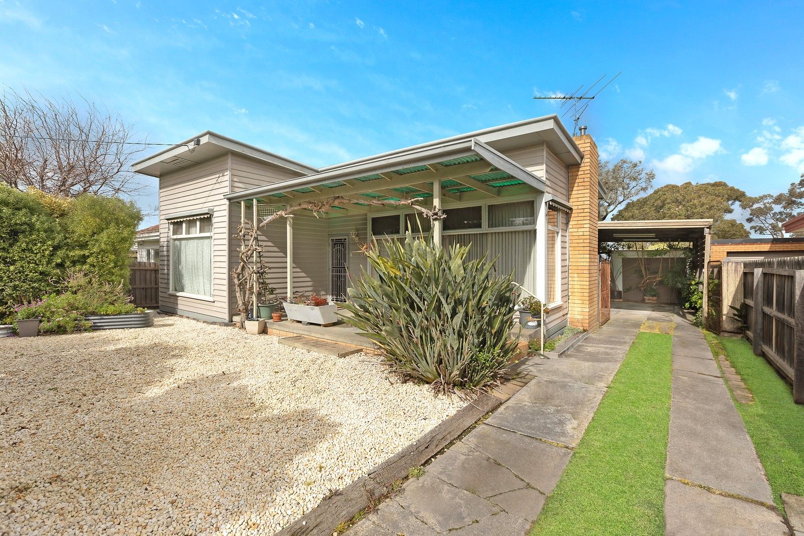 4 bedrooms House in 39 Davis Street BELMONT VIC, 3216