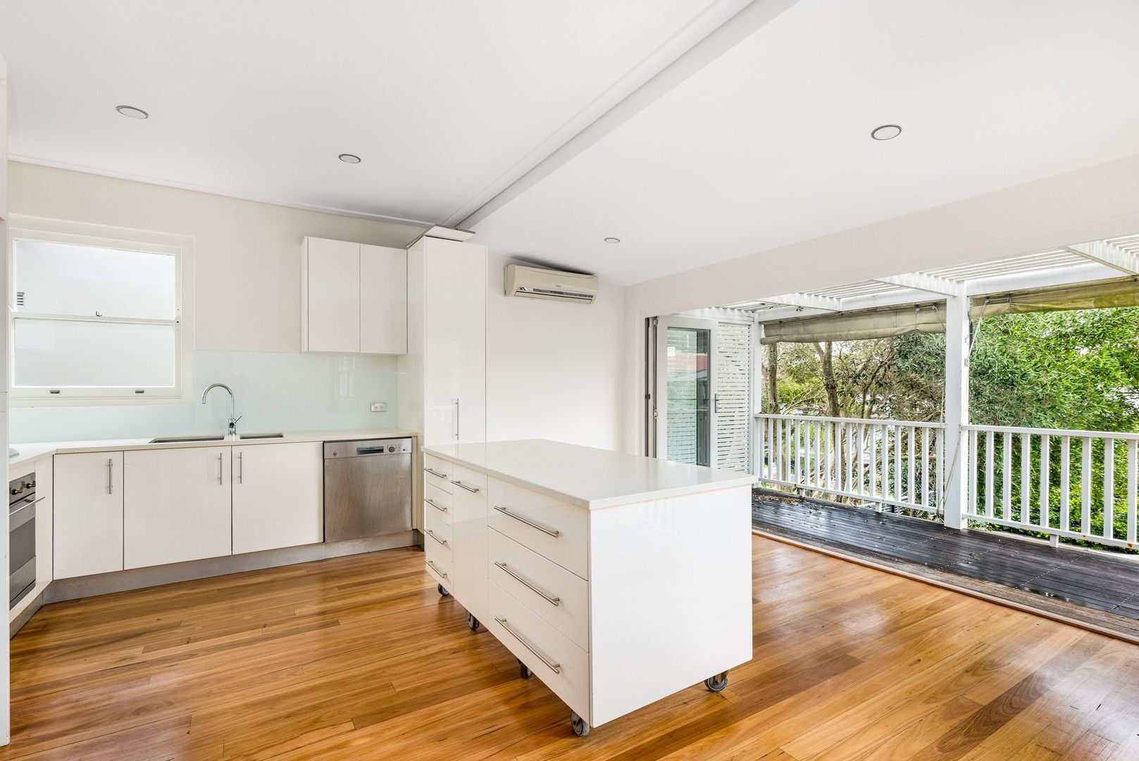 2 bedrooms House in 93 Lamb Street LILYFIELD NSW, 2040