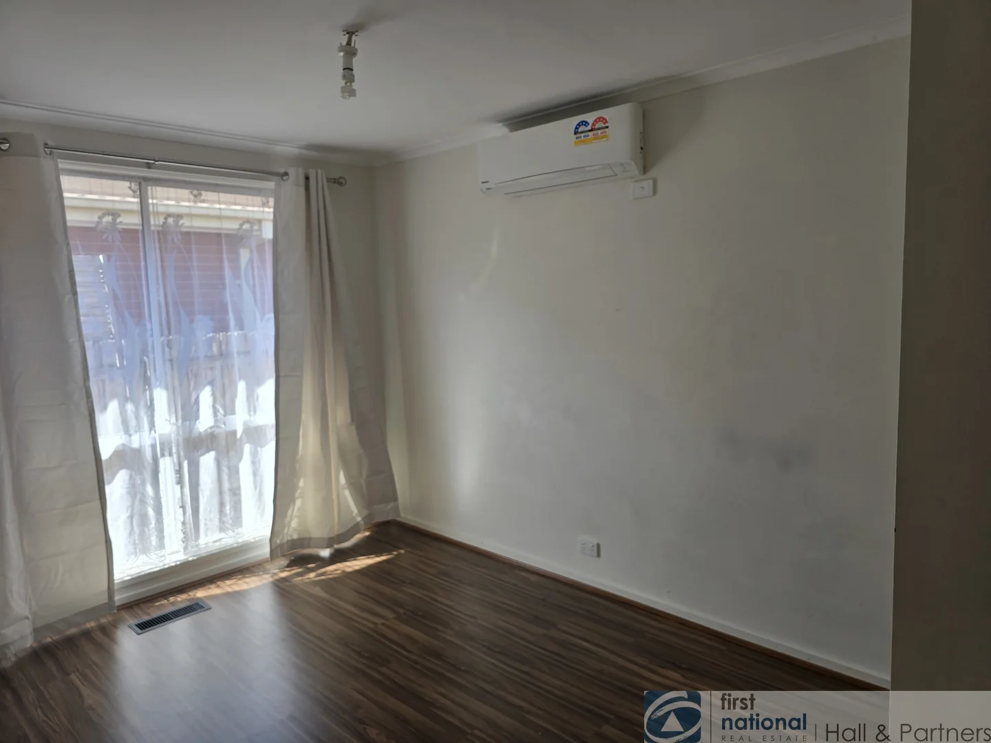 Additional image 11 of 5 Fernshaw Gardens, Hallam VIC 3803