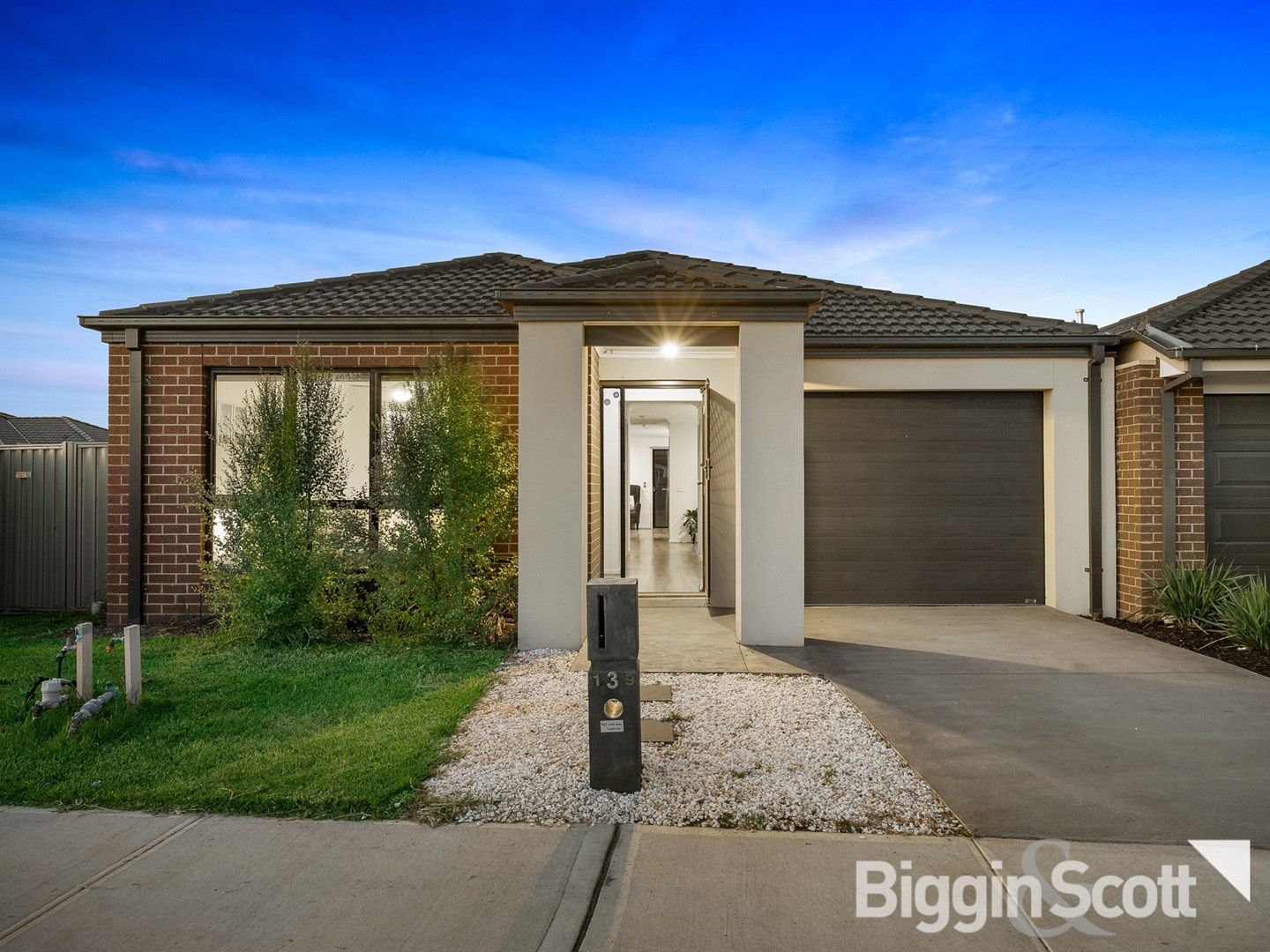 139 Lineham Drive, Cranbourne East VIC 3977, Image 0