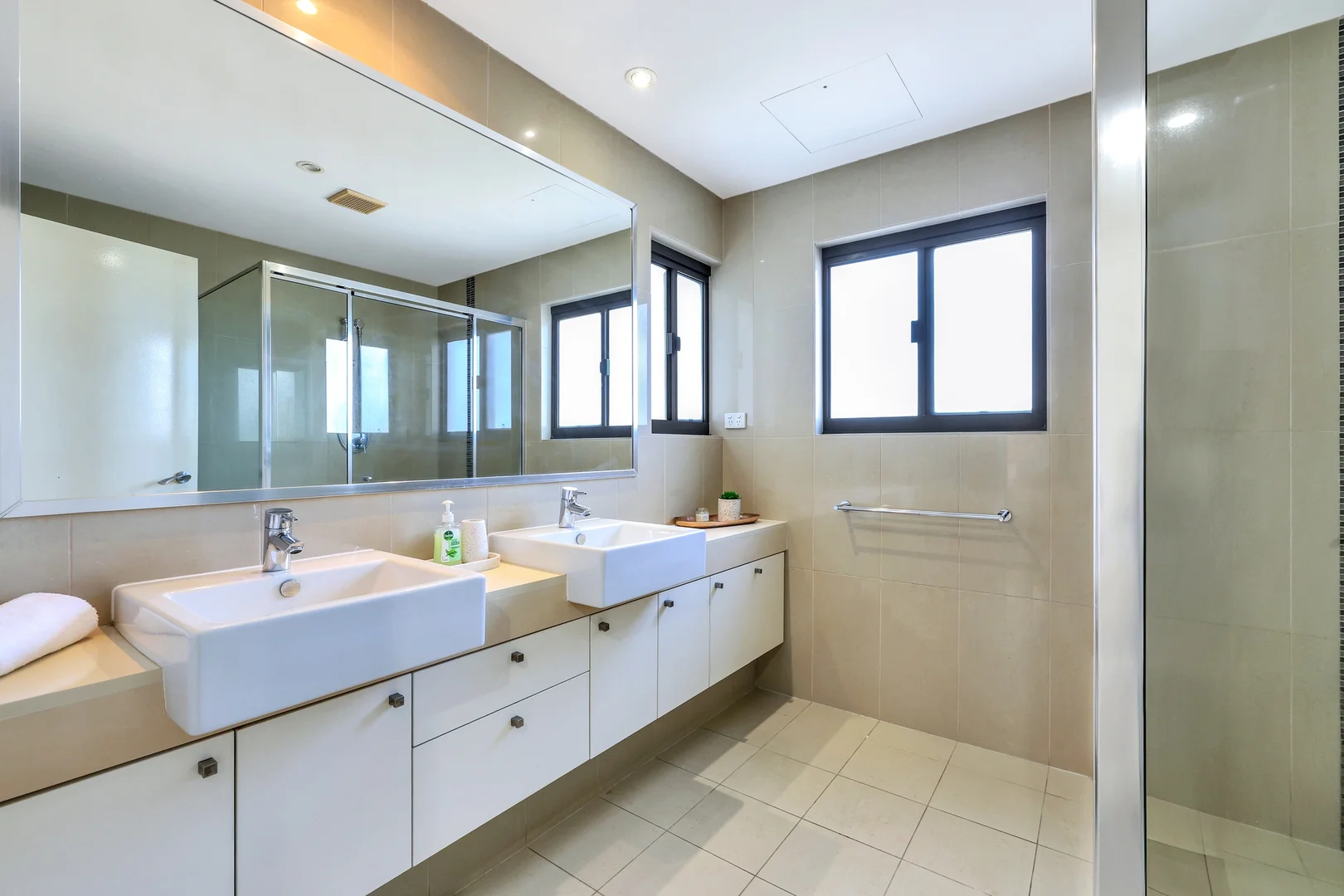 Additional image 21 of 10/13 Esplanade, Darwin City NT 0800