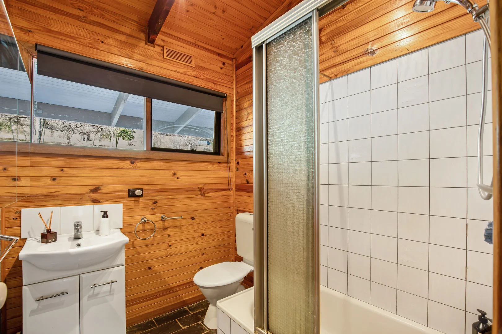 Additional image 7 of 38-40 Crystal Brook Avenue, Porepunkah VIC 3740