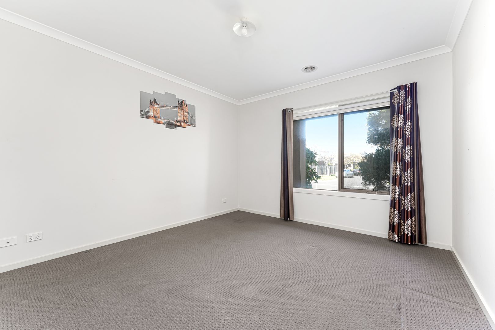 29 Simonson Way, Williams Landing VIC 3027, Image 2