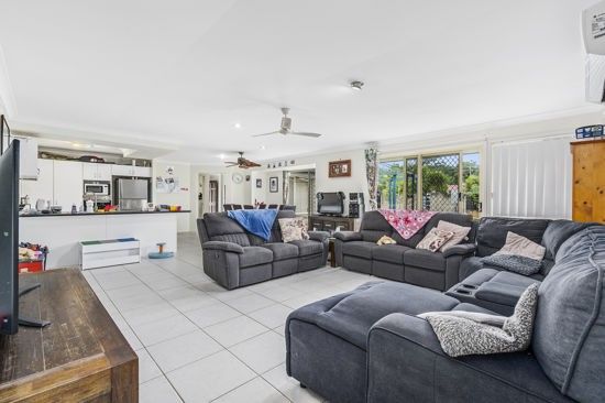 3 Rimu Place, Molendinar QLD 4214, Image 2