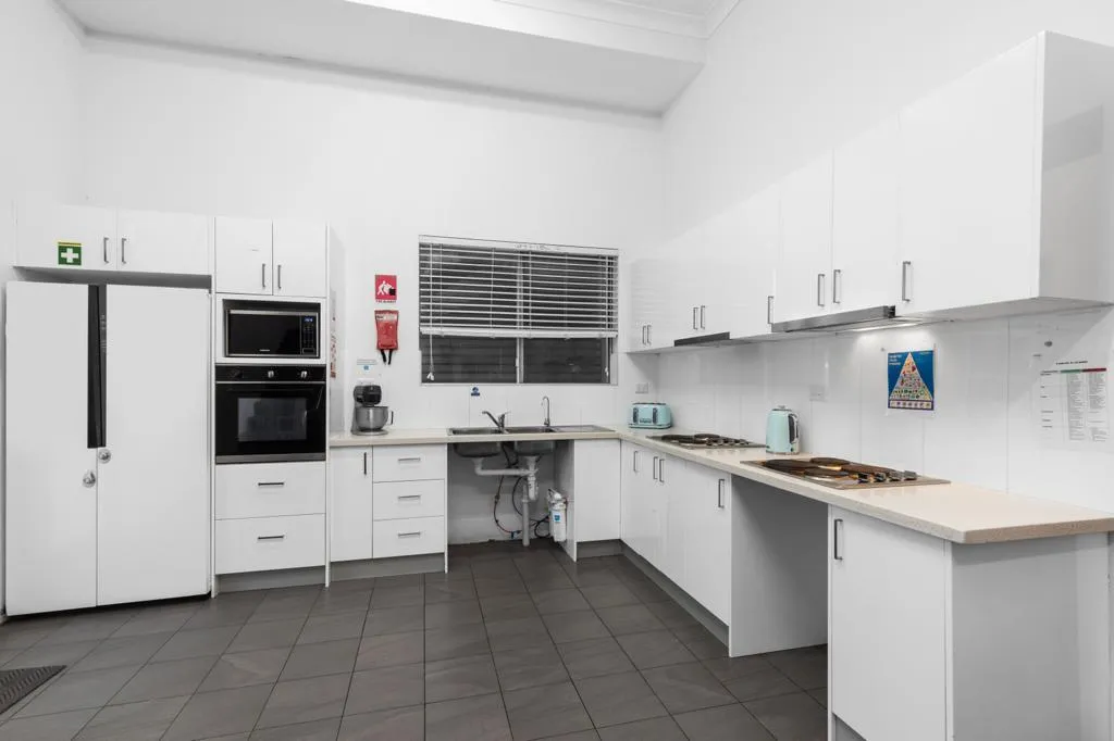 Established 11-Room Boarding House with Manager's Accommodation - Ideal for NDIS, Supported Living or Worker Housing - Widok 5