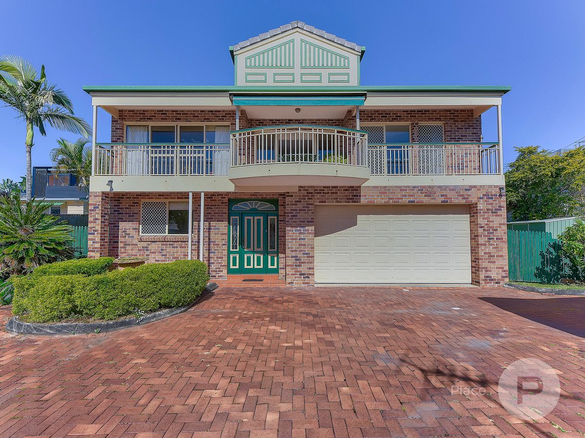 3 bedrooms House in 1/32 Ashby Street FAIRFIELD QLD, 4103