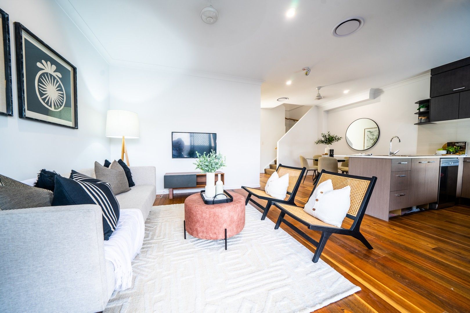 3 bedrooms Townhouse in 5/12 Luther James Cl DOOLANDELLA QLD, 4077