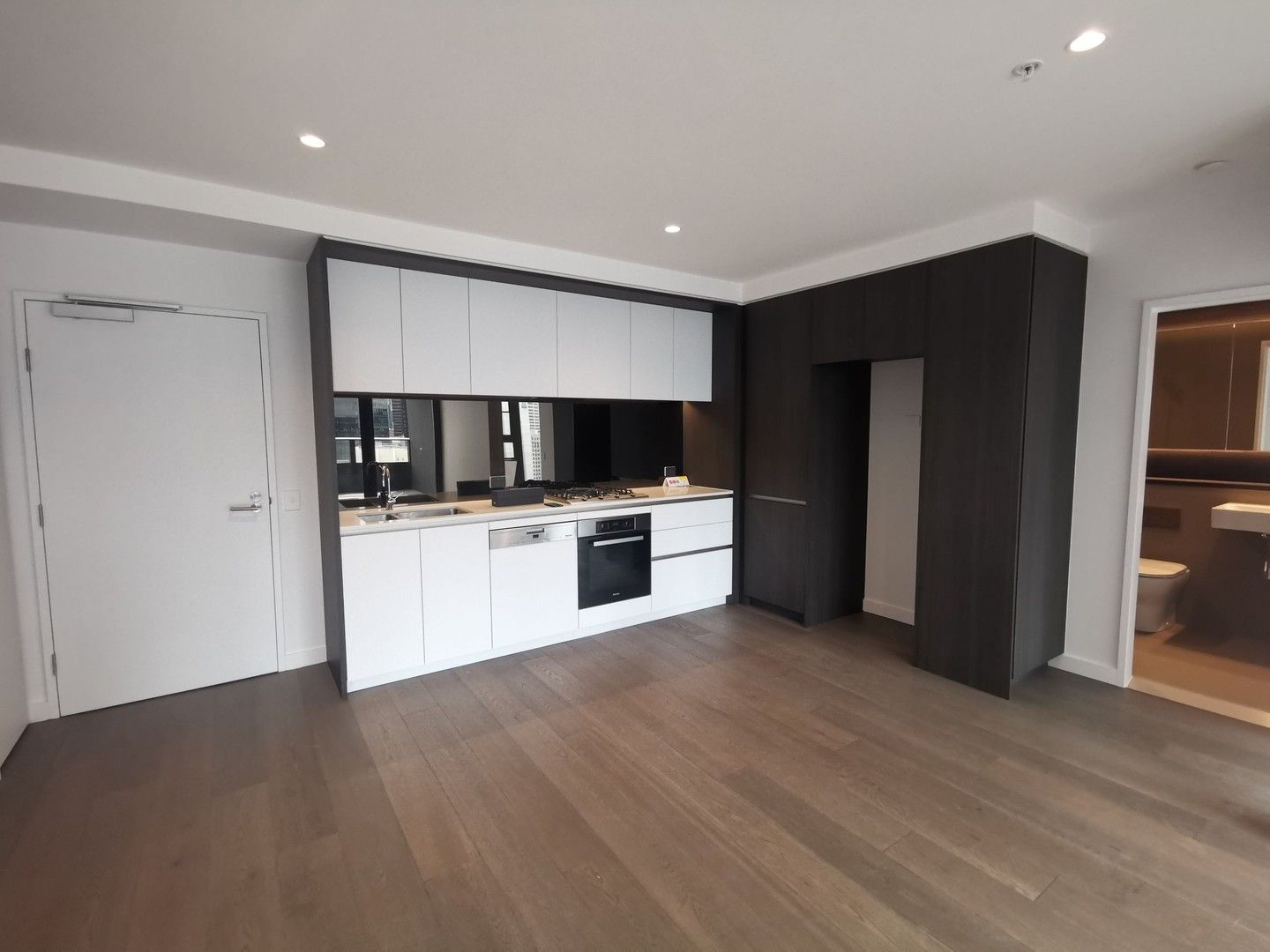 2 bedrooms Apartment / Unit / Flat in 2603/628 Flinders Street DOCKLANDS VIC, 3008