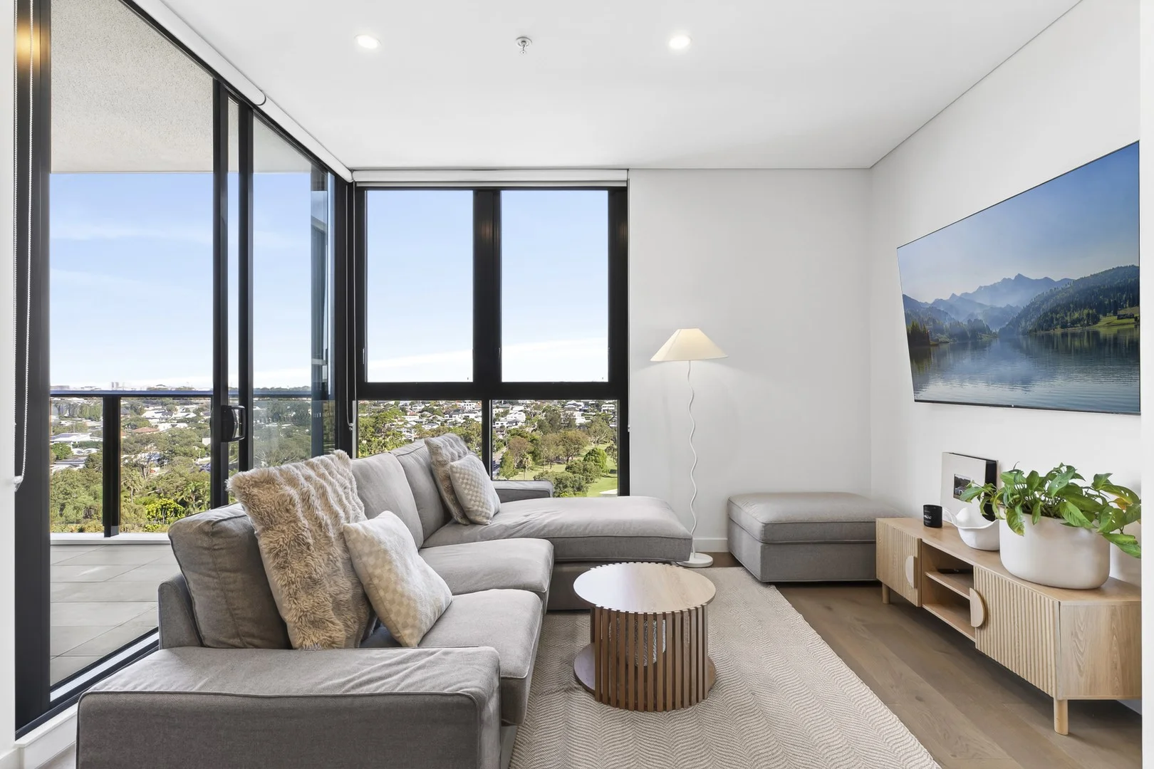 1114/455B Captain Cook Drive, Woolooware NSW 2230