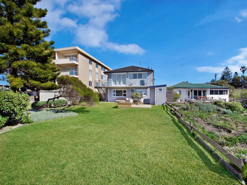 1 bedrooms Apartment / Unit / Flat in 4/37 Surfview Road MONA VALE NSW, 2103