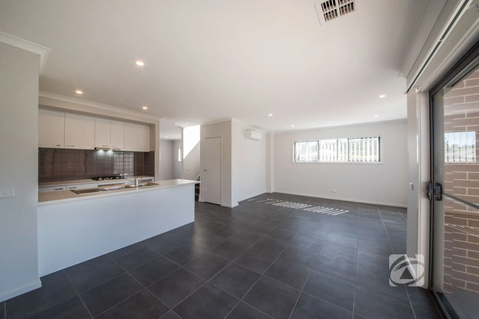 Additional image 4 of 32 Renam Street, Pakenham VIC 3810