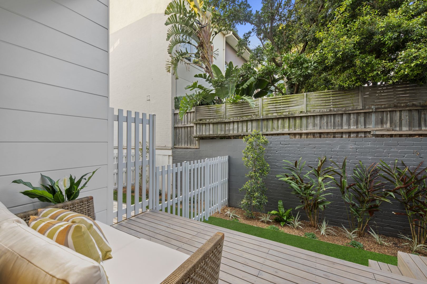 16 Rose Street, Botany NSW 2019, Image 2