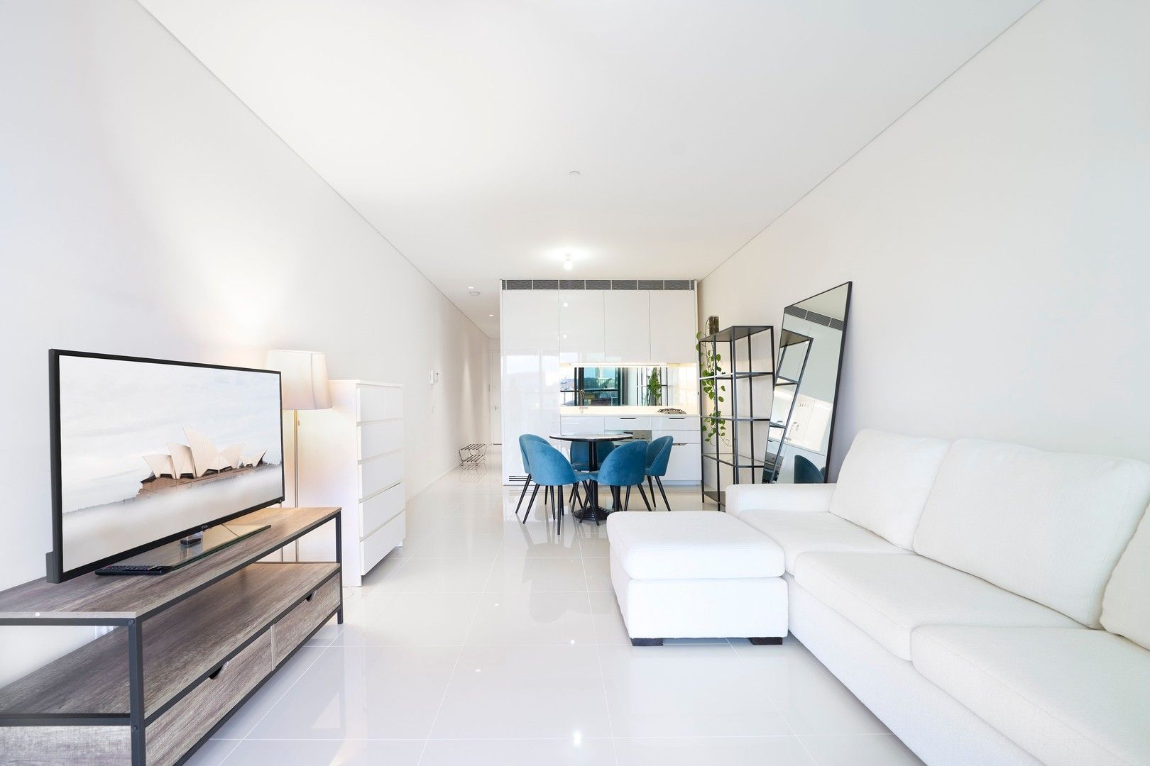 1 bedrooms Apartment / Unit / Flat in 711/18 Park Lane CHIPPENDALE NSW, 2008