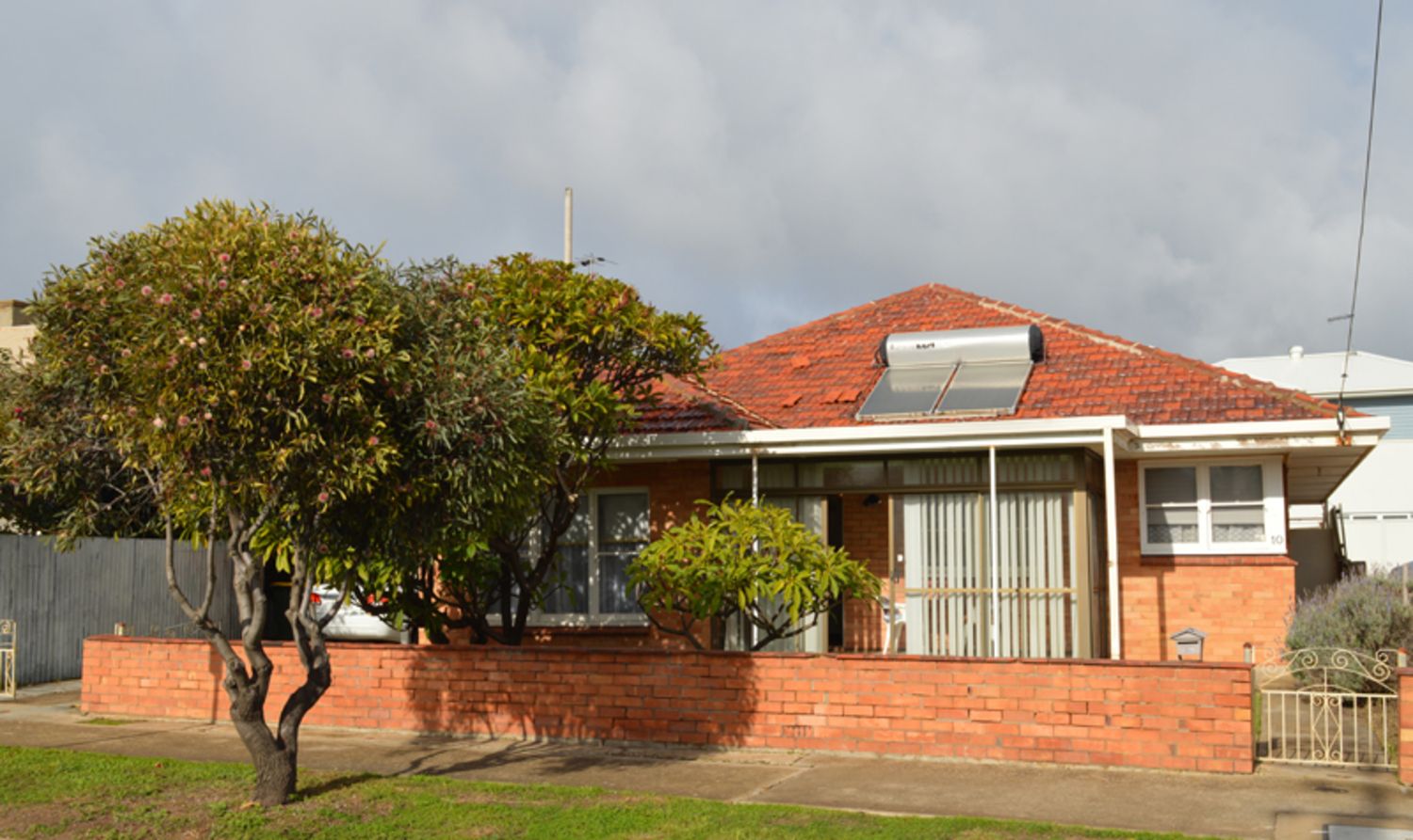 3 bedrooms House in 10 Hall Street SEMAPHORE SA, 5019
