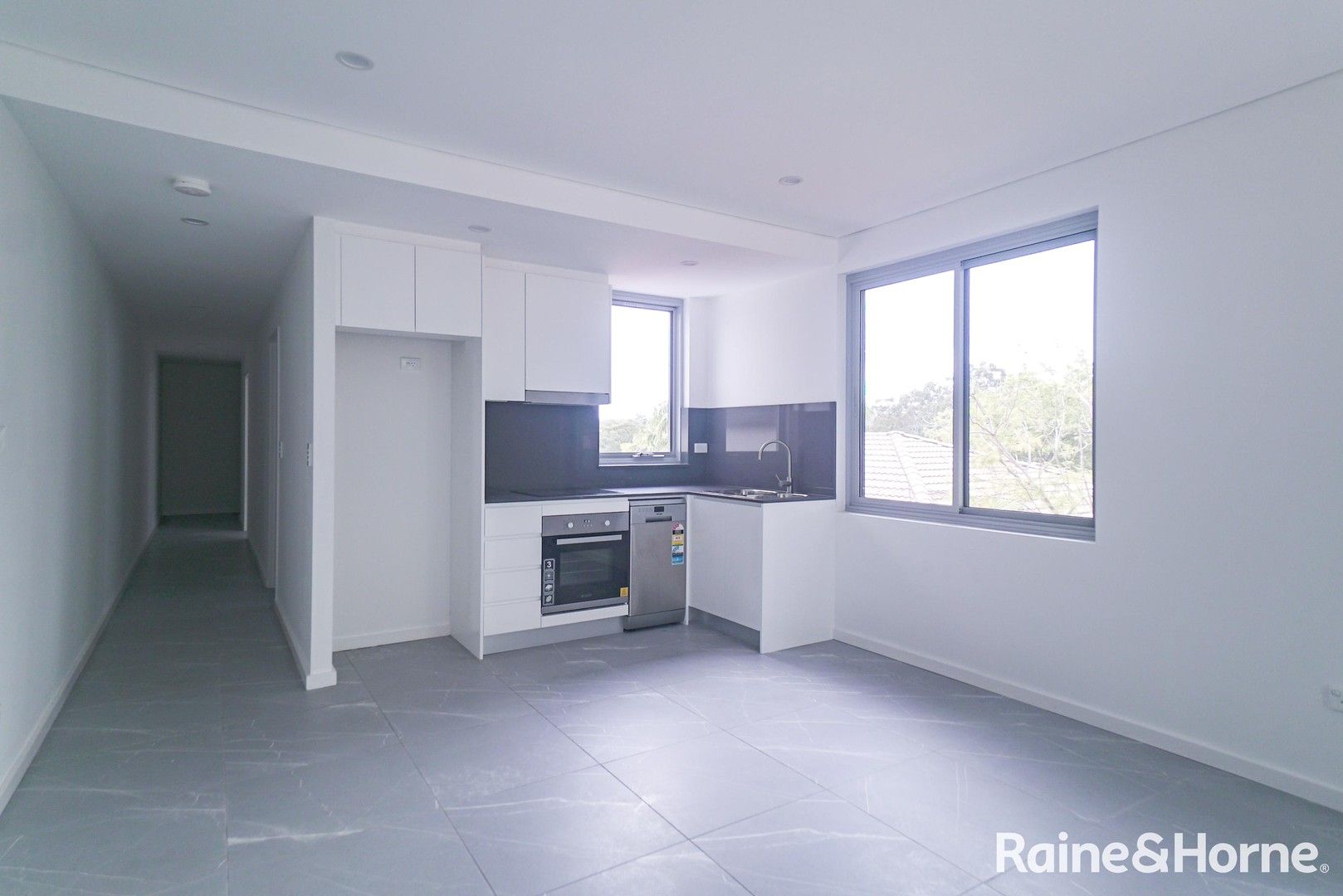 1 bedrooms Apartment / Unit / Flat in 104/19 Range Road NORTH GOSFORD NSW, 2250