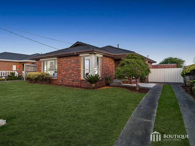 3 bedrooms House in 3 Griffiths Court DANDENONG NORTH VIC, 3175