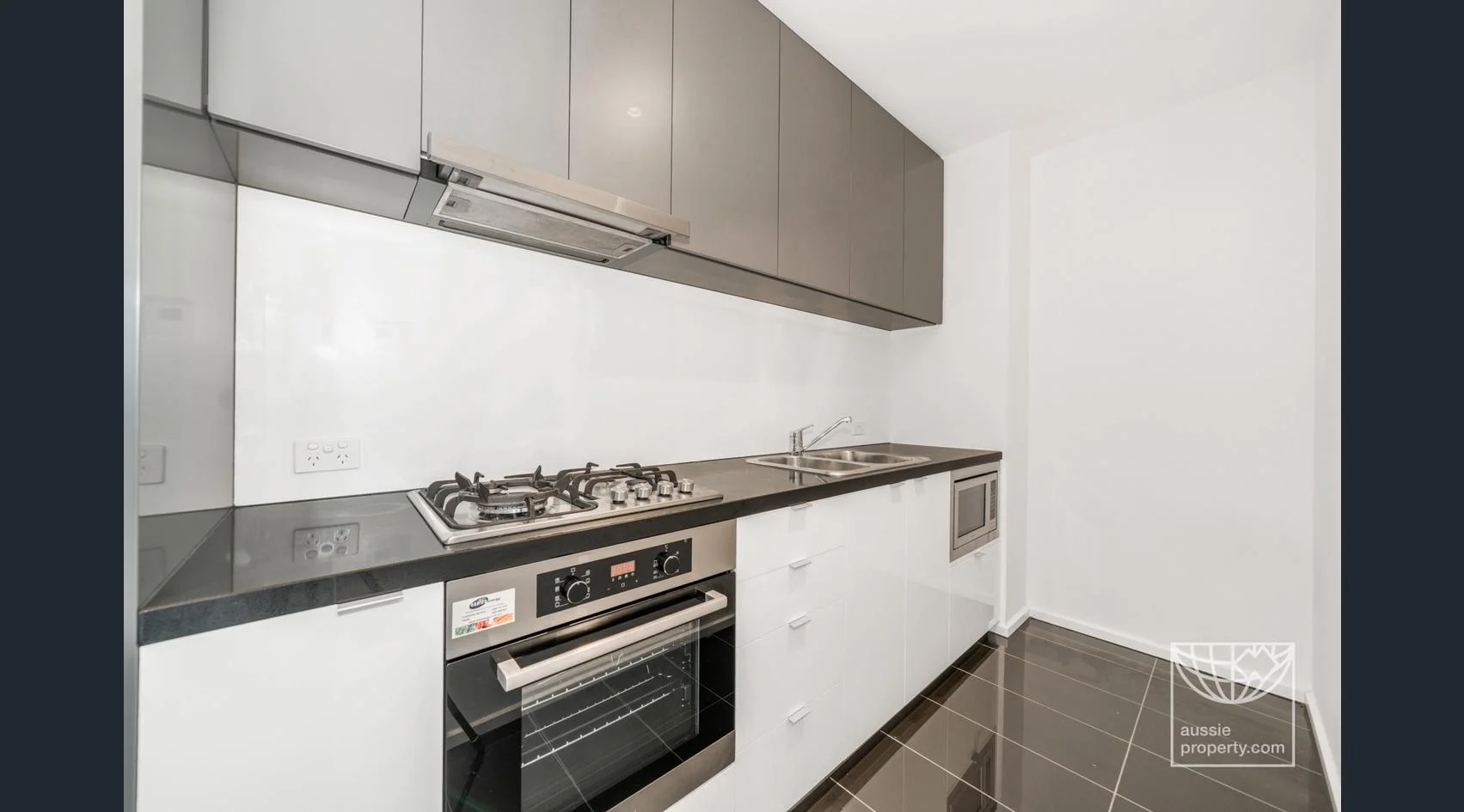 Additional image 2 of 3611/151 City Road, Southbank VIC 3006