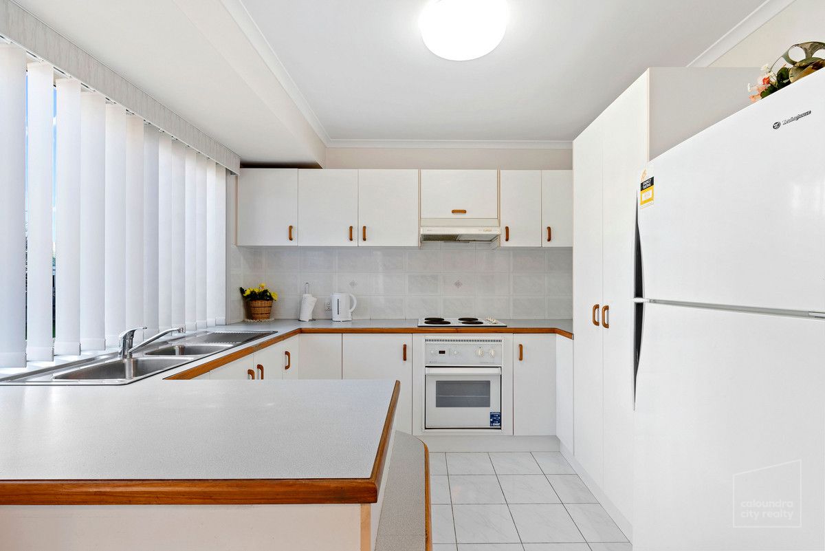 2/12 Wyreema Terrace, Caloundra QLD 4551, Image 2