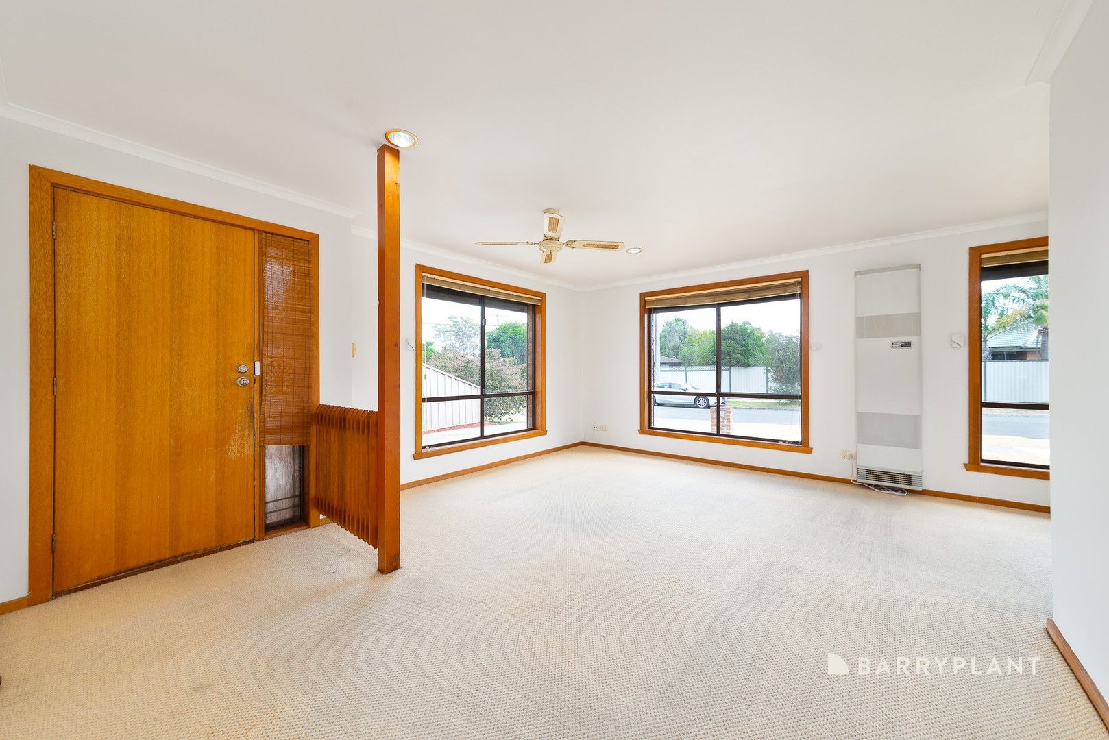 1 Coronet Close, Epping VIC 3076, Image 1