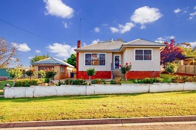 355 Houses For Sale In Junee Nsw 2663 Domain