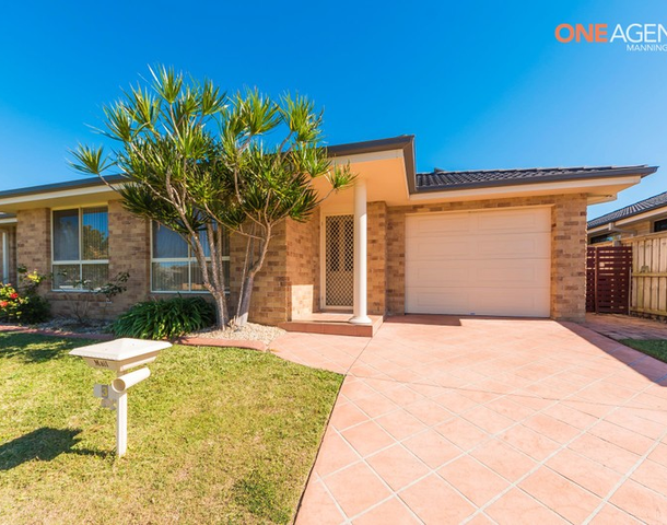 2/3 Fireking Place, Harrington NSW 2427