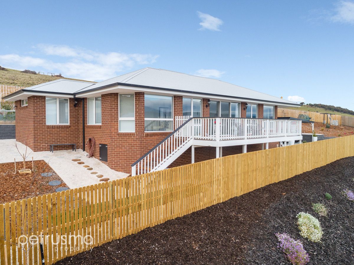 10 Mandeville Court, Tranmere TAS 7018 Domain