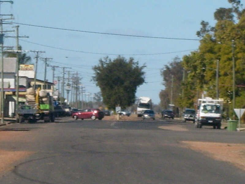 4 Lignum Avenue, Dirranbandi QLD 4486, Image 2