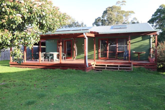 Picture of 4 Sylvia Court, MALLACOOTA VIC 3892