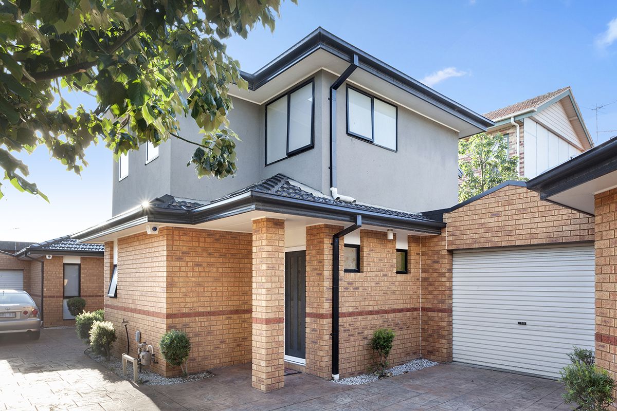 2/33 Bletchley Road, Hughesdale VIC 3166, Image 0
