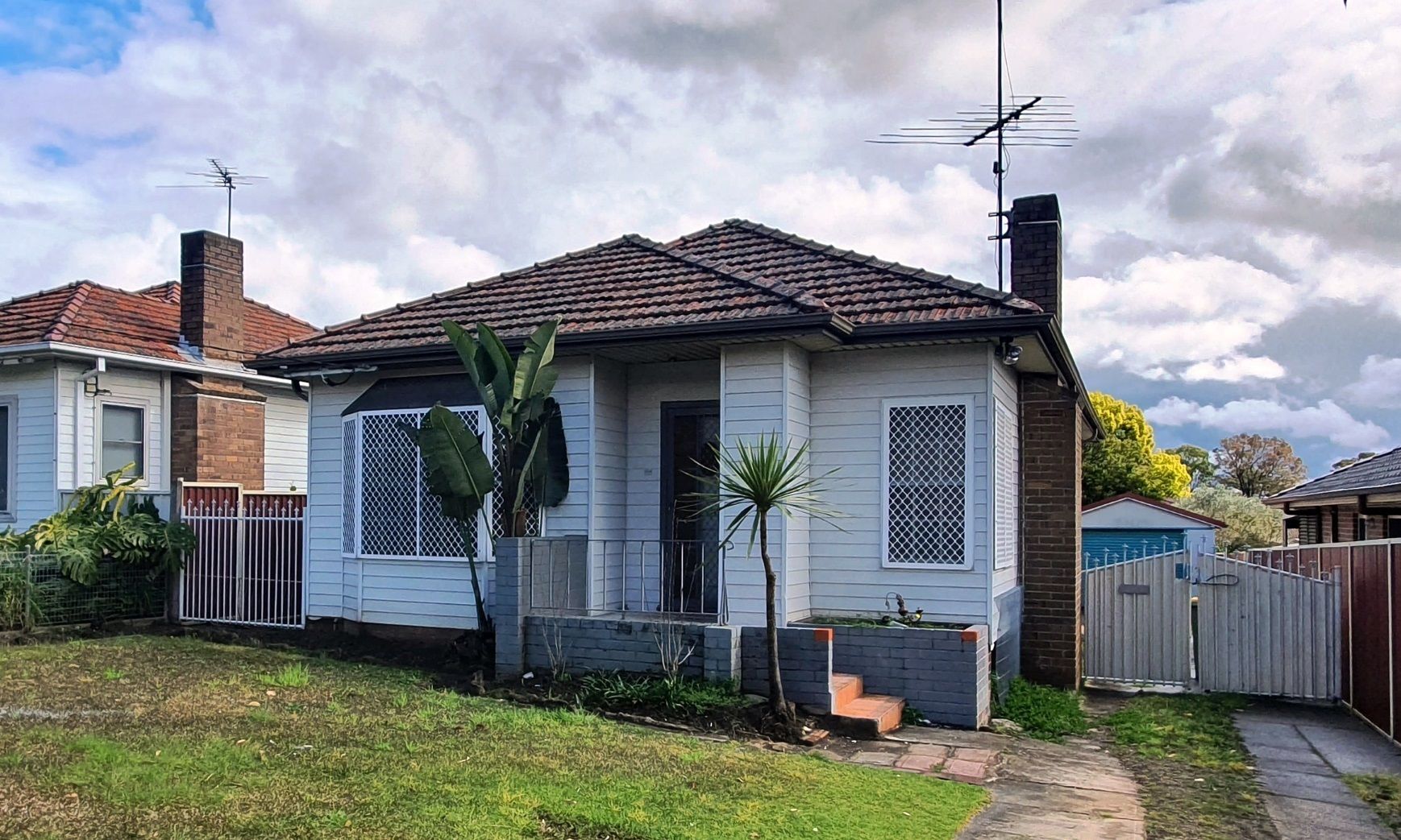 4 bedrooms House in 56 Cooper Rd BIRRONG NSW, 2143