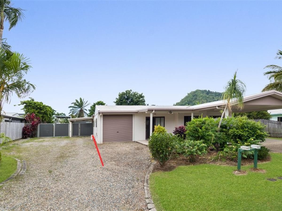 2/6 Wau Close, Trinity Beach QLD 4879, Image 2