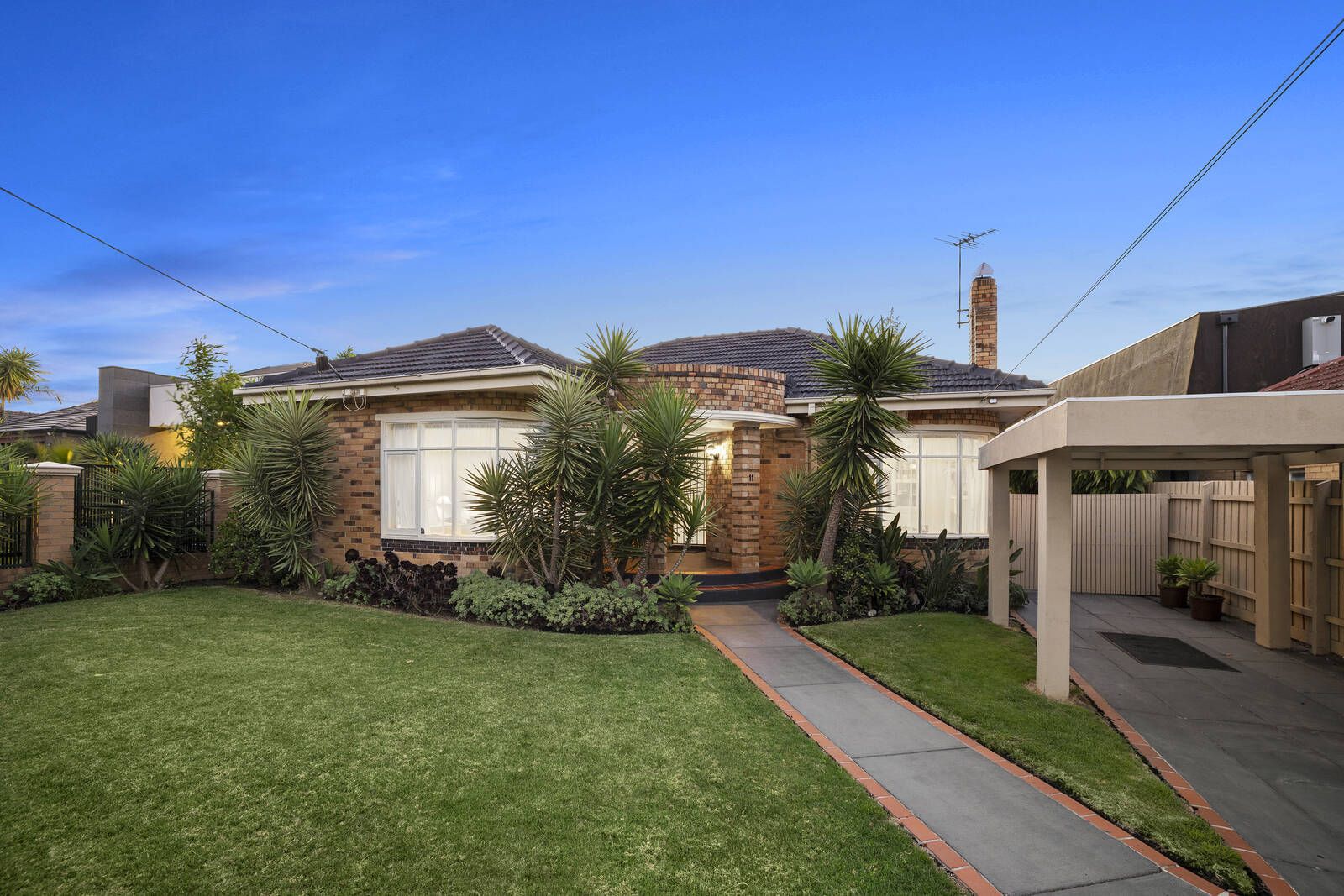 11 Charming Street, Hampton East VIC 3188, Image 0