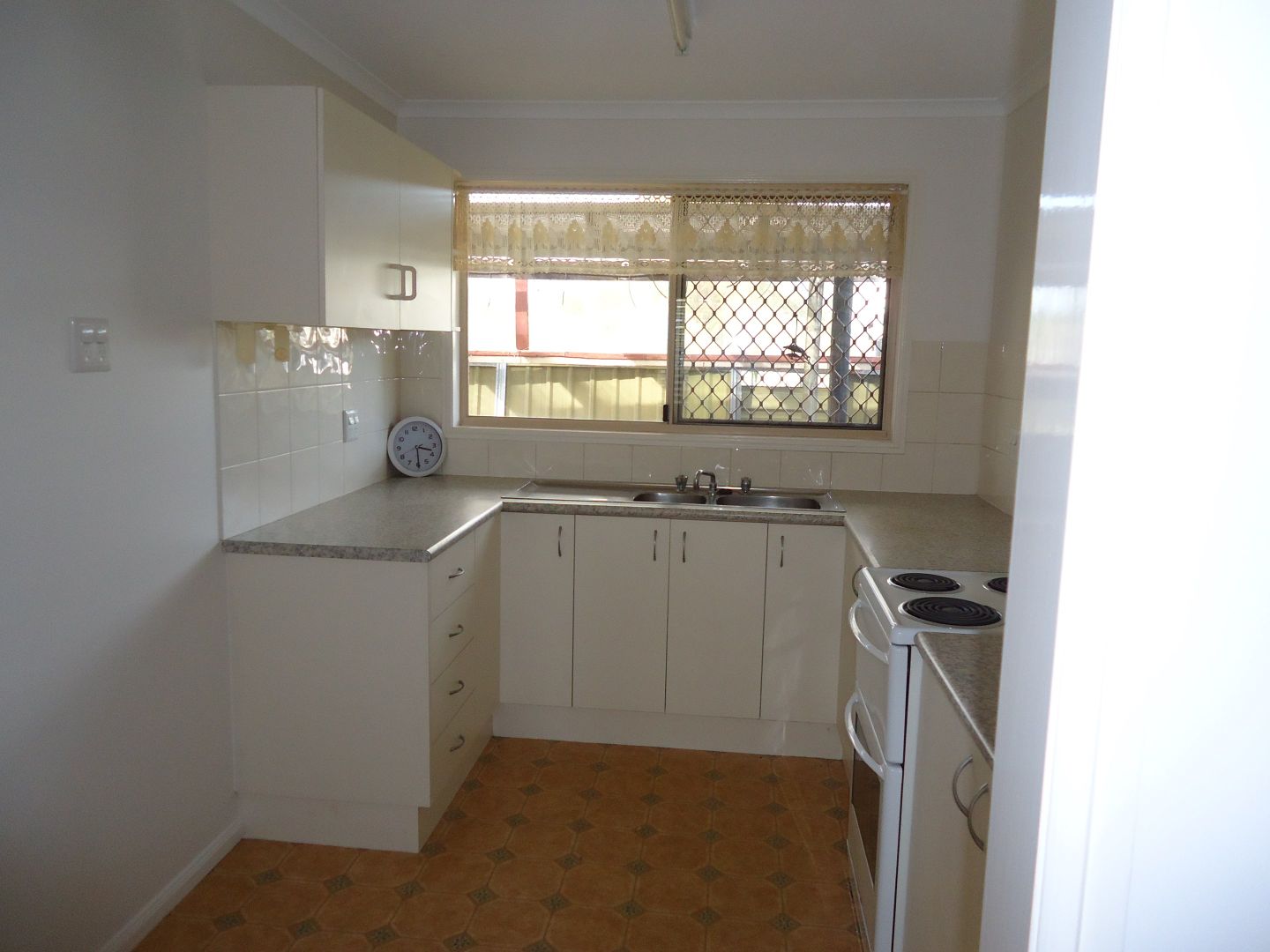 U10 54A Scott Street, South Mackay QLD 4740, Image 2